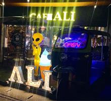 宇宙人がいる カレー屋さん
