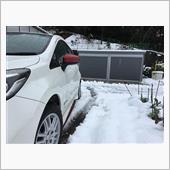 朝活、勤務前にガレージの雪かき
