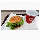 おやつはDOM DOMバーガー