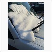 まだ雪が