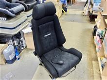 運転をより快適に!! シュポシュポして空気を送り込むエアランバーサポート付きの、疲労軽減と腰痛予防を重視したエルゴノミクスシート”RECARO ERGOMED-D（エルゴメドD）”を装着しました。