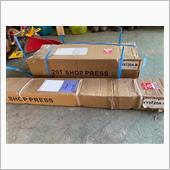 油圧プレス導入です(^^)