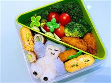 本日の娘のお弁当は、ポケモンのカビゴンのキャラ弁を作りました