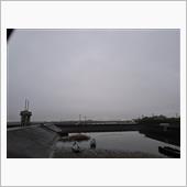 小雨の曇