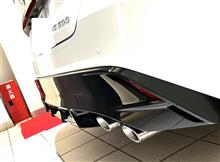古典的な乗り物の良さを合わせ持つ現代の車