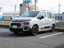 黒い悪魔にさようなら...シトロエン　ベルランゴ　ブレーキパッド交換　タイプM