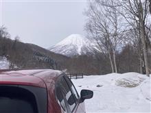 雪が降り、お目当のクルマにフラれ・・・ 雪が降り、お目当のクルマにフラれ・・・