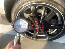 Internal pressure adjustment