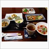 謎の食事処
