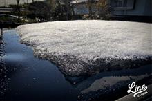 前日の雪が残る水曜日の朝