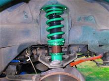 車高調で足回りをリフレッシュするなら“TEIN FLEX Z”がぴったり。しなやかで乗り心地良く、お財布にもやさしいので、ついでにローダウンOKなら、おすすめの選択肢です。