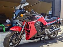 GPz750R