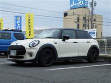 ぼちぼちと依頼の多くなる様な..MINI F55クーパー　ディクセルブレーキパッド　M＋ディクセルPDローター交換