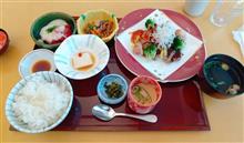 今日はホテルランチ〰️♪