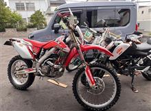 君はホンダＣＲＦ２５０Ｘを知っているか？　へーっ、知らないんだ （笑）