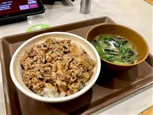 本日のお昼ごはん