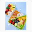 本日の娘のお弁当は、たまご焼き、ウインナー、ひれかつ、白身魚フライのおにぎり🍙弁当を作りました
