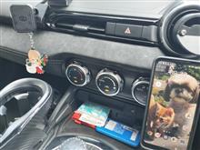 奴は自作スマホホルダーの中でも最弱...