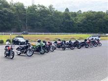 お客さんのバイク部と共に・・・