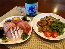 台風関連のニュースを見ながら