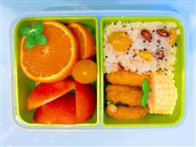 本日の娘のお弁当は、三元豚とんかつ、のりっこチキンと栗🌰おこわ弁当を作りました