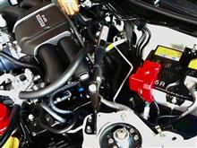 純正の補強ブレースから交換するタイプのGR（TRD）パフォーマンスダンパーを取り付けました。フラット感のある乗り心地と正確なハンドリング性能を実現するため、しなやかに機能します。