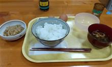 ＜丹波でわ＞昼めしは「たまごがけごはん」