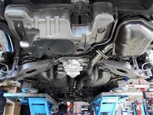“ウルト アンダーボディーシール”で下回りを防錆コーティング。サビ対策は新車時から施しておくのがいいみたいですね。“AME PPX D10X”＆“BLIZZAK DM-V3”も取り付け冬支度完了です！