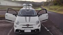 納車から7年、青空駐車アバルトの劣化具合を見ていく。