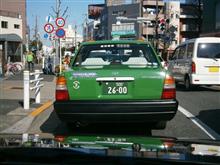 ハイエースが実装されたのでライバル車も一般車に