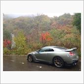 霧の紅葉路🍁を駆け抜け
