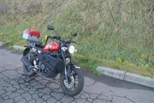〔XSR〕グローブ２枚重ねで初冬の練習へ