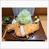 ランチは連日トンカツ三昧😄