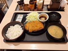 松のやの味噌ロースかつ定食小
