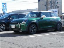 黒い悪魔にさようなら...MINI F56 クーパー　ブレーキパッド＋タイヤ交換　ディクセル＆ピレリー　