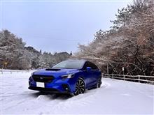 愛車レヴォーグとスタッドレスタイヤの性能を試しに雪山に行きました🏔️ 愛車レヴォーグとスタッドレスタイヤの性能を試しに雪山に行きました🏔️