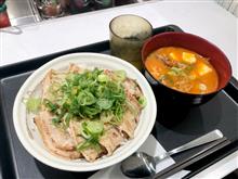 本日のお昼ごはん