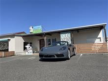 三重輸入車ショウへ行ってきました~。マカンEVのドアでかい!! 三重輸入車ショウへ行ってきました~。マカンEVのドアでかい!!