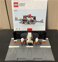 レゴシティ60443の F1フェラーリレースカーのピットイン(組立続き2)♪