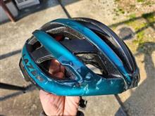 自転車事故後のヘルメット