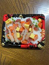 晩御飯は海鮮生チラシです。