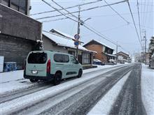 BERLINGO XL で家具の回収・配達業務（^^）