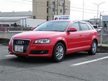 メンテナンスは大事...AUDI 8P A3　エンジンオイル交換　MOTULエンジンオイル