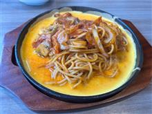 鉄板ナポリタンは大人のお子様ランチ　たまには日曜日ランチで