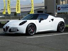 長い事待ちました...アルファロメオ 4C  オレカ製車高調整キット
