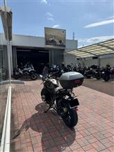 モトラッドへ