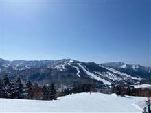 焼額山スキー場からみる一ノ瀬ファミリー