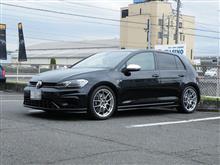 モディファイ進化中...ゴルフ7.5GTI R アライメント調整＋ブレーキパッド交換