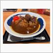 昼食はビーフカレー【肉めし 岡もと】