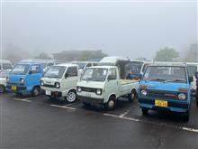第六回 昭和の商用車大集合 御意見無用 御殿場高原 時之栖 6埼シングルナンバー 2スト キャリイ L50 ST30 静岡40二桁ナンバー TNアクティ S66P ハイゼット まゆげ 静岡県